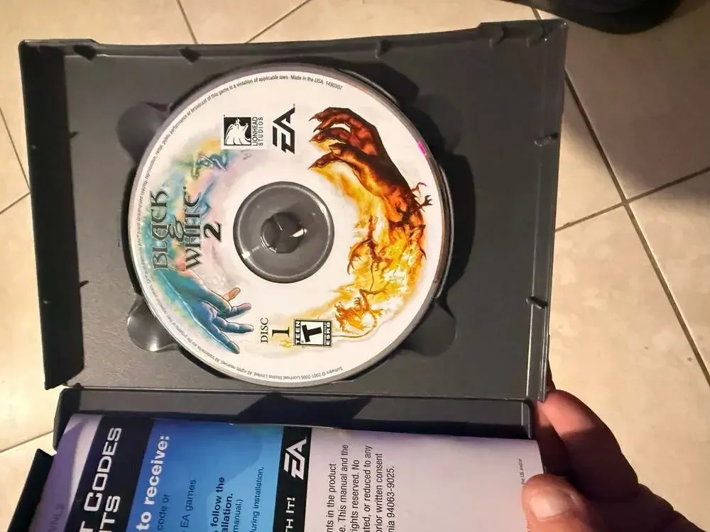 Black & White 2 PC CD-ROM Video Game with Case and Disc